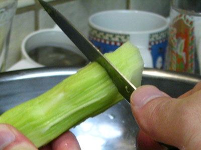 With The Tough Skin Removed, Cut The Stem Into Small Pieces (25k)