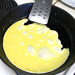 Pour The Egg Mixture (18k)