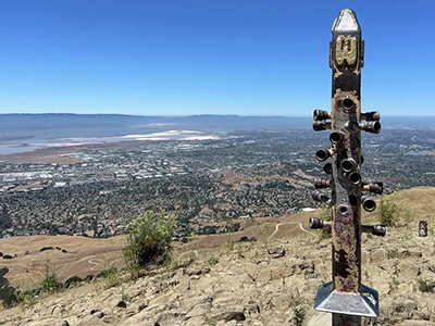 Mission Peak Trail Summit The Peak Overlooking Parts Of Silicon Valley